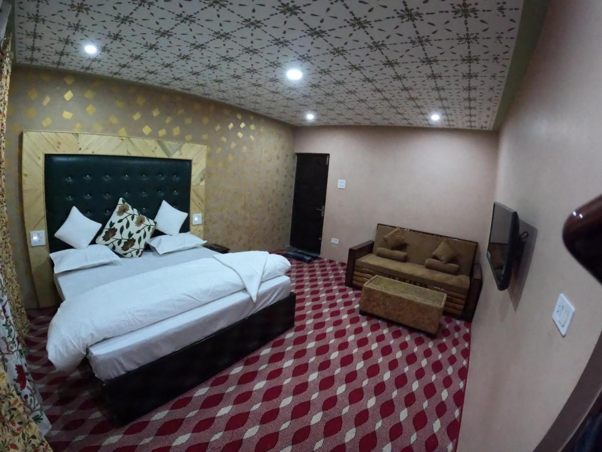Hotel Seven Pahalgam Pahalgām Exterior photo