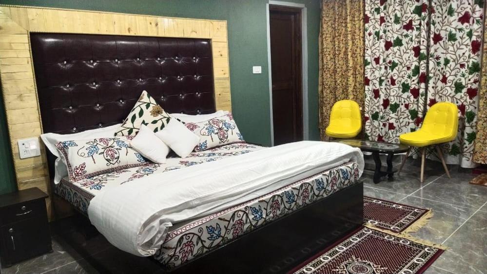 Hotel Seven Pahalgam Pahalgām Exterior photo